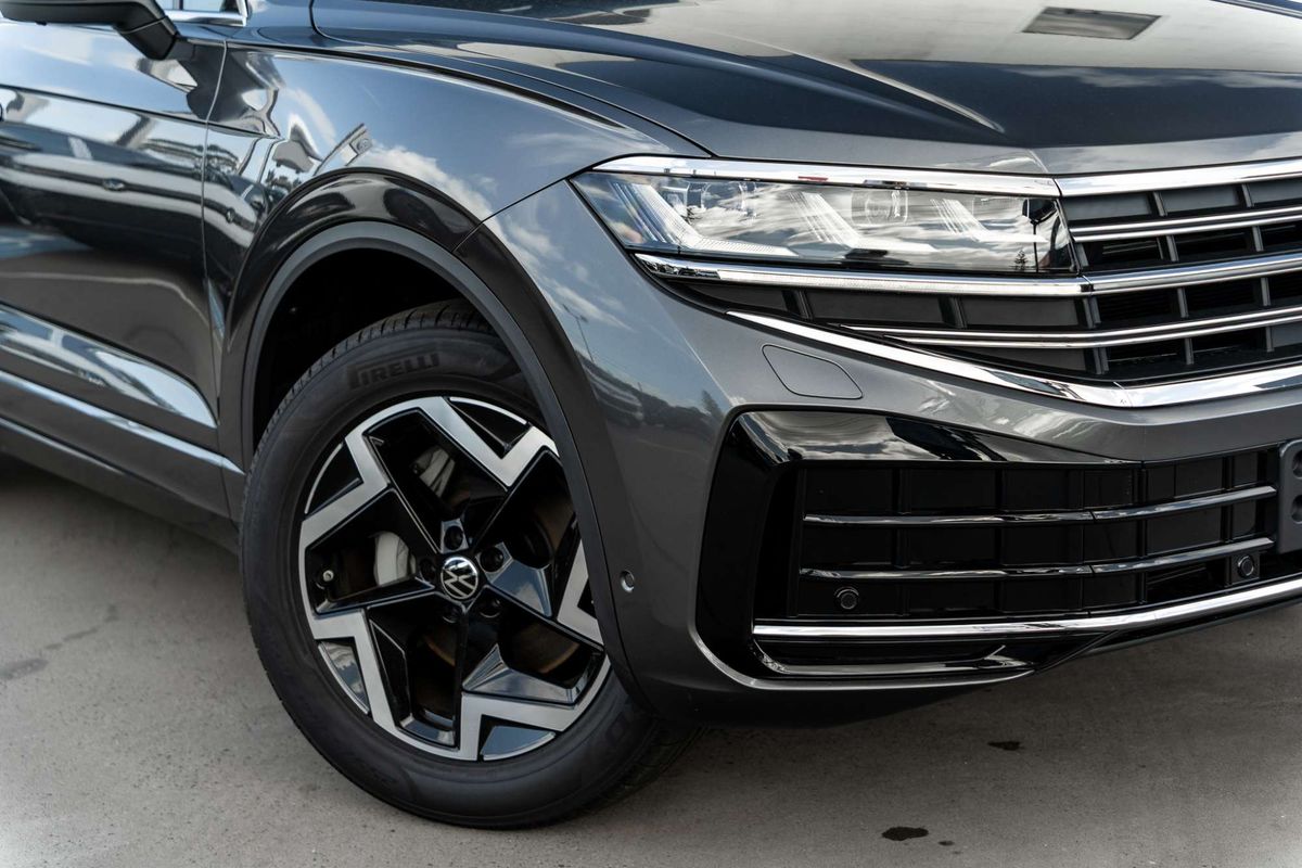 2026 Volkswagen Touareg 170TDI RC