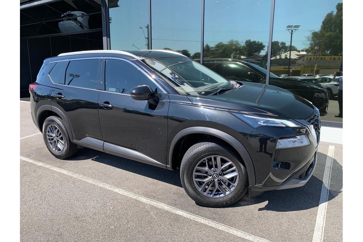 2023 Nissan X-TRAIL ST T33