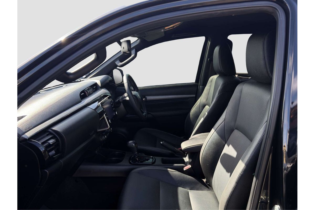 2022 Toyota Hilux Rogue GUN126R 4X4 image 20