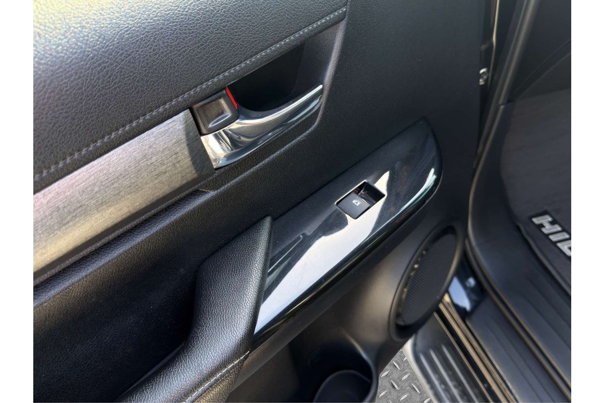2022 Toyota Hilux Rogue GUN126R 4X4 image 25