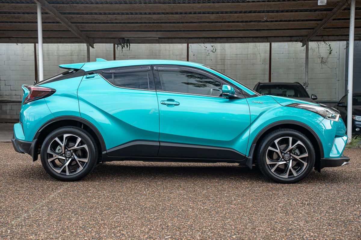 2017 Toyota C-HR Koba NGX50R