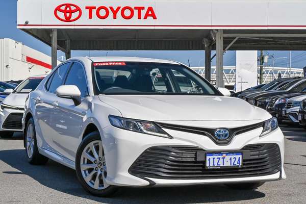 2020 Toyota Camry Ascent AXVH71R
