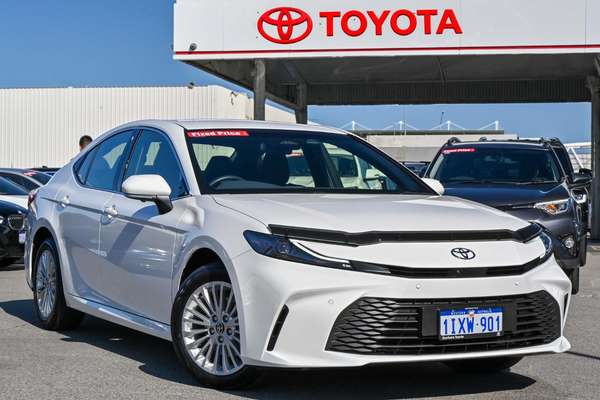 2026 Toyota Camry Ascent AXVH80R