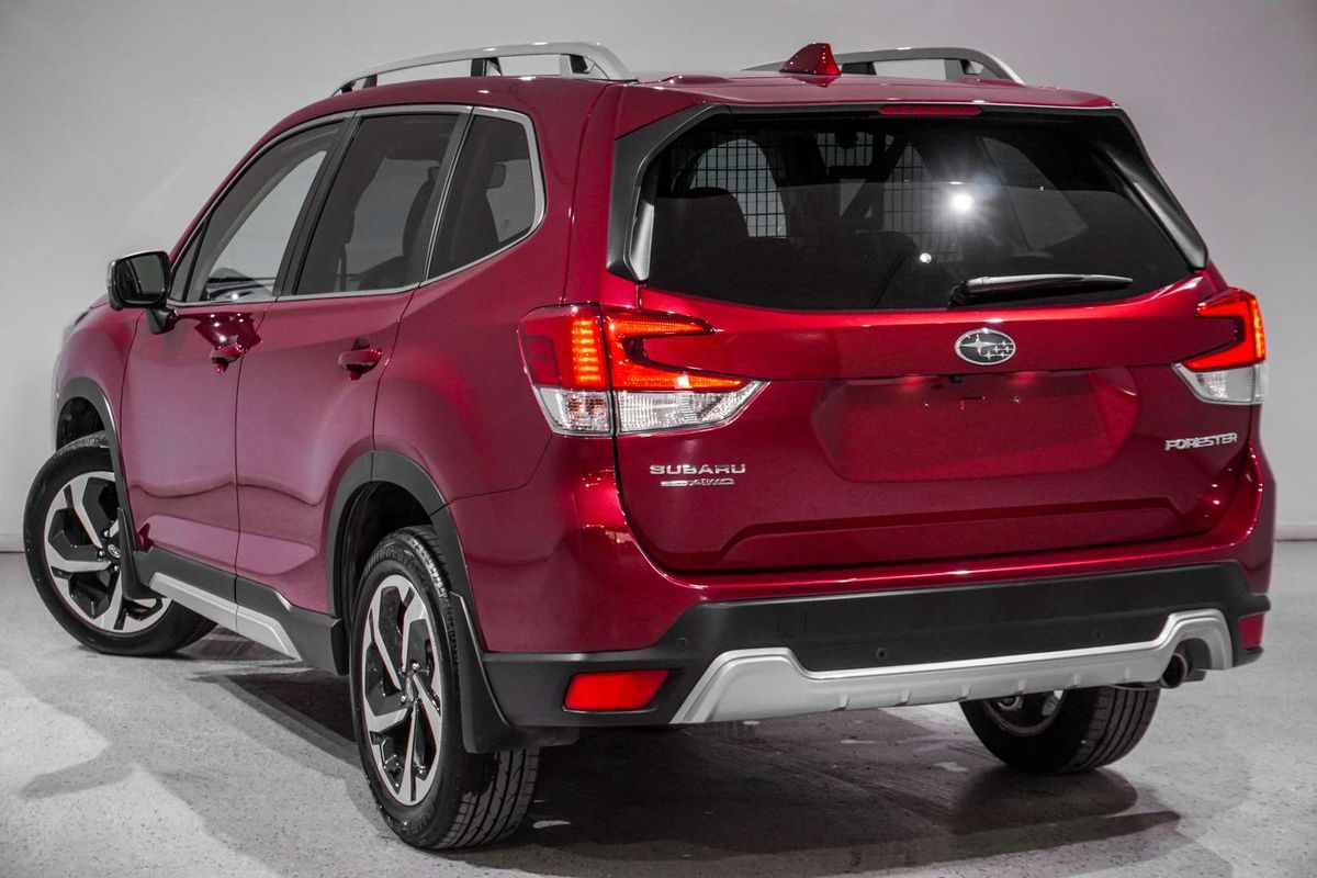2023 Subaru Forester 2.5i-S S5