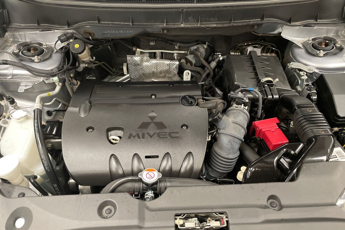 2016 Mitsubishi X