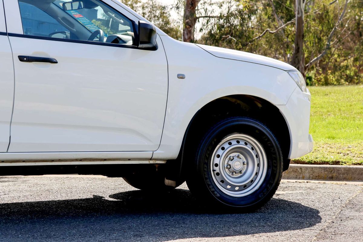 2022 Isuzu D-MAX SX 4X4 image 5