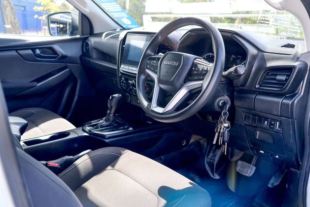 2022 Isuzu D-MAX SX 4X4 image 28