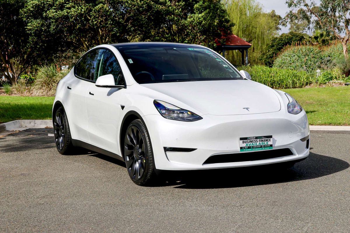 2023 Tesla Model Y Performance