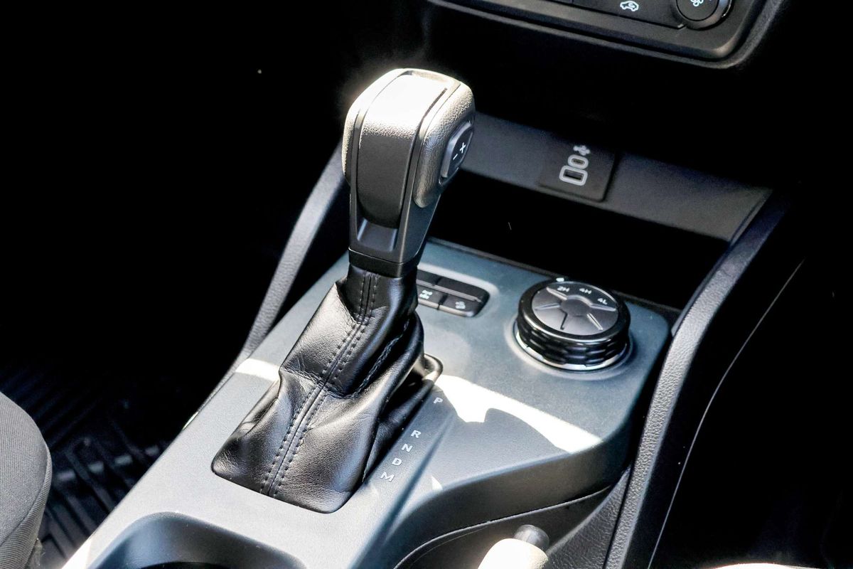 2023 Ford Ranger XL 4X4 2.0L image 18