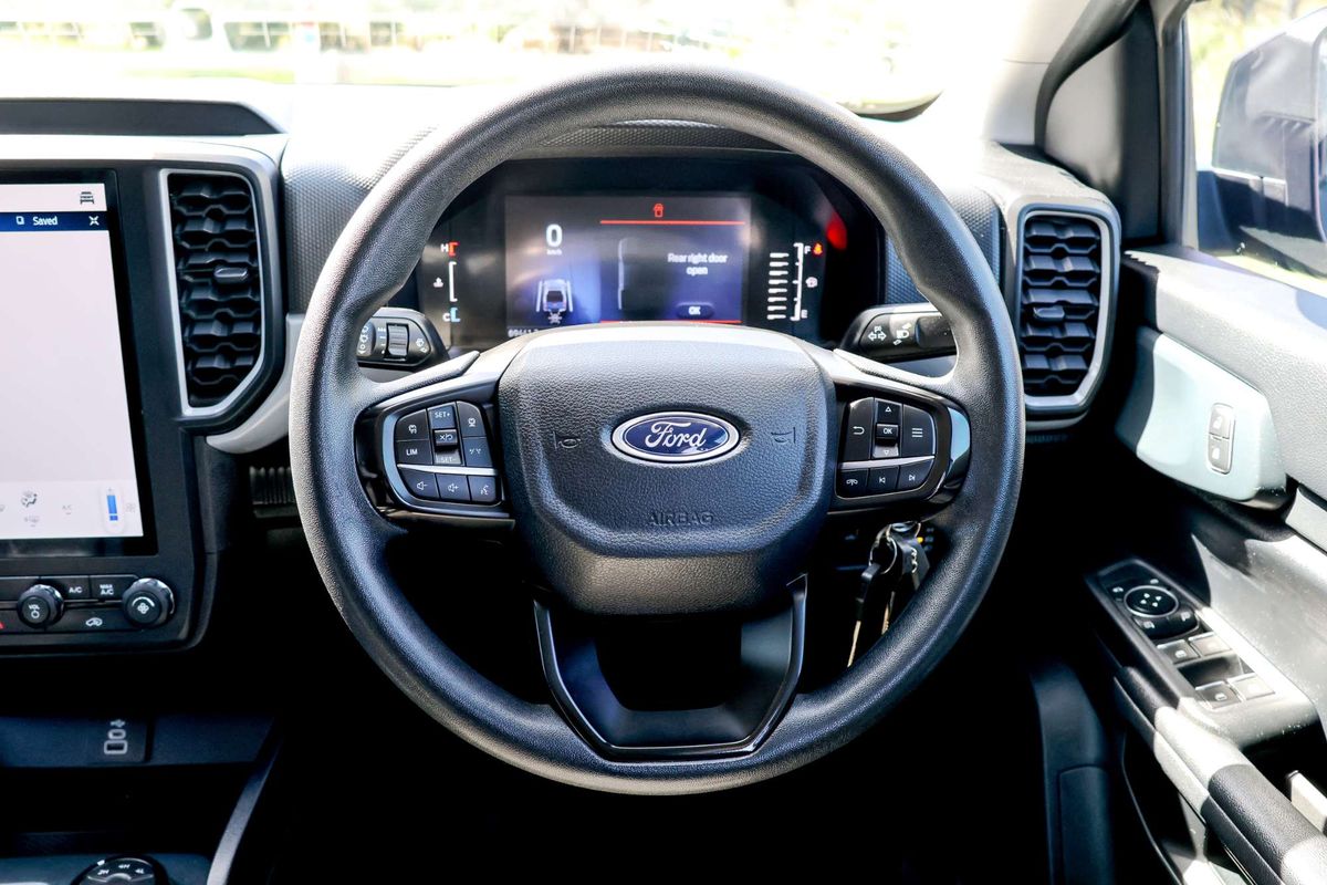 2023 Ford Ranger XL 4X4 2.0L image 19