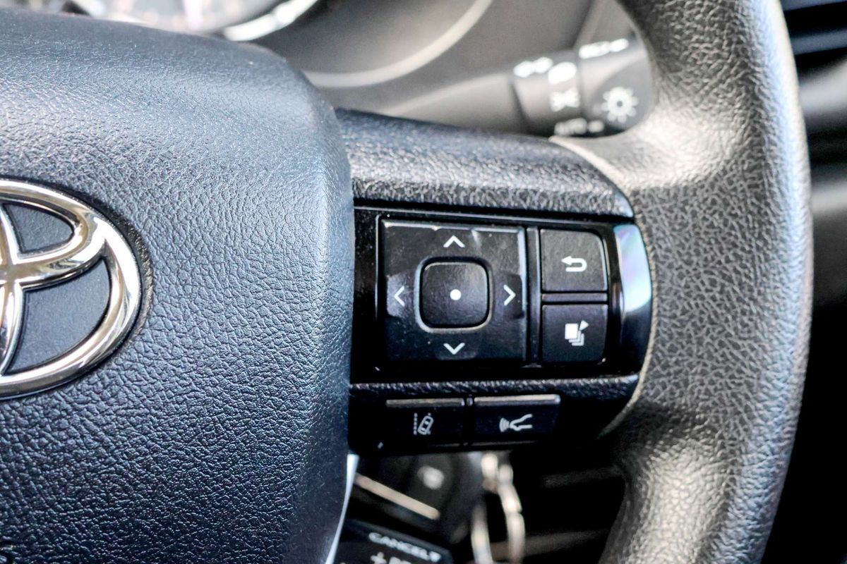 2022 Toyota Hilux SR GUN126R 4X4 image 20