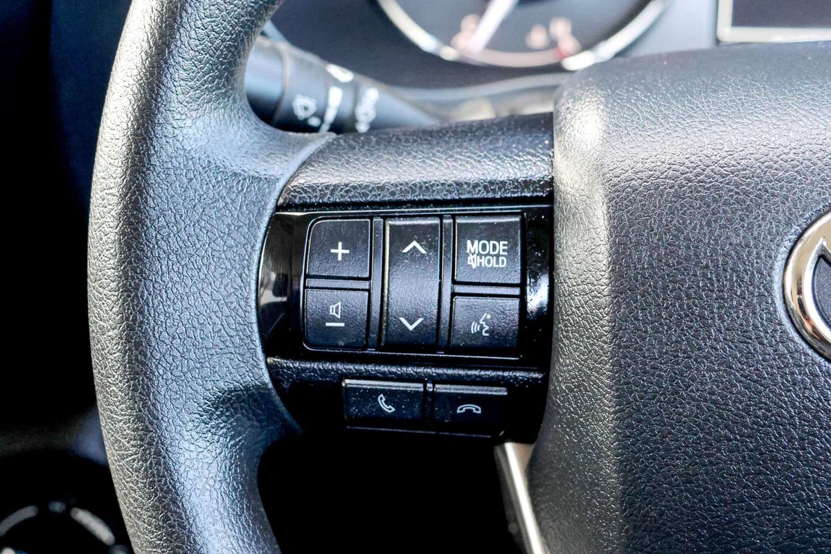 2022 Toyota Hilux SR GUN126R 4X4 image 22