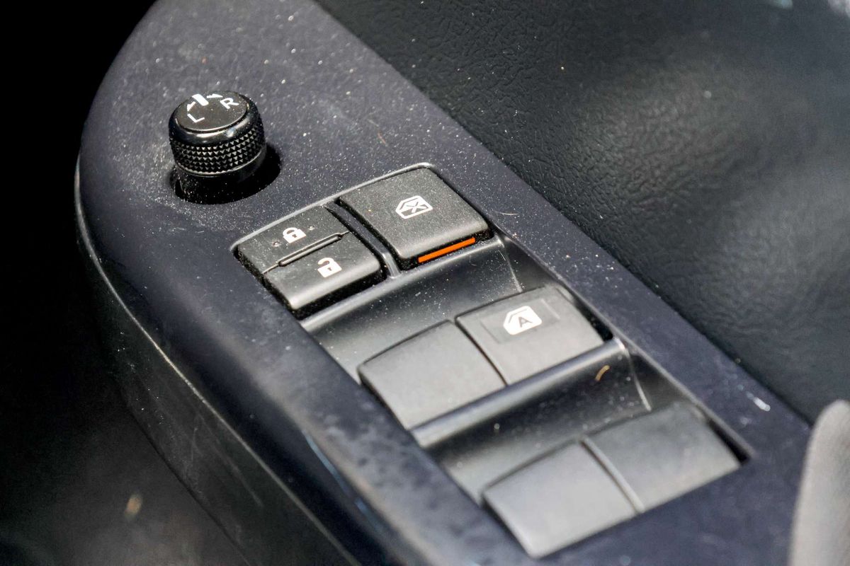 2022 Toyota Hilux SR GUN126R 4X4 image 23