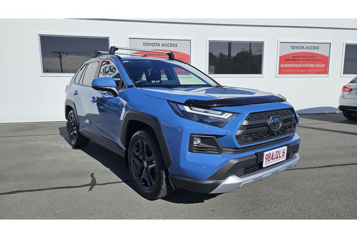 2025 Toyota RAV4 Edge AXAH54R
