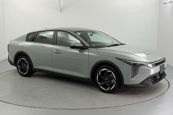 2025 Kia K4 Sport CL4m