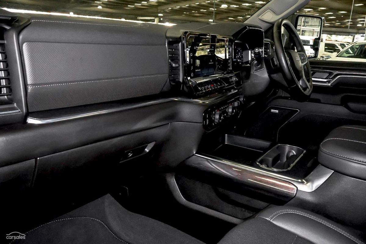 2026 Chevrolet Silverado HD LTZ Premium W/Tech Pack T1 4X4