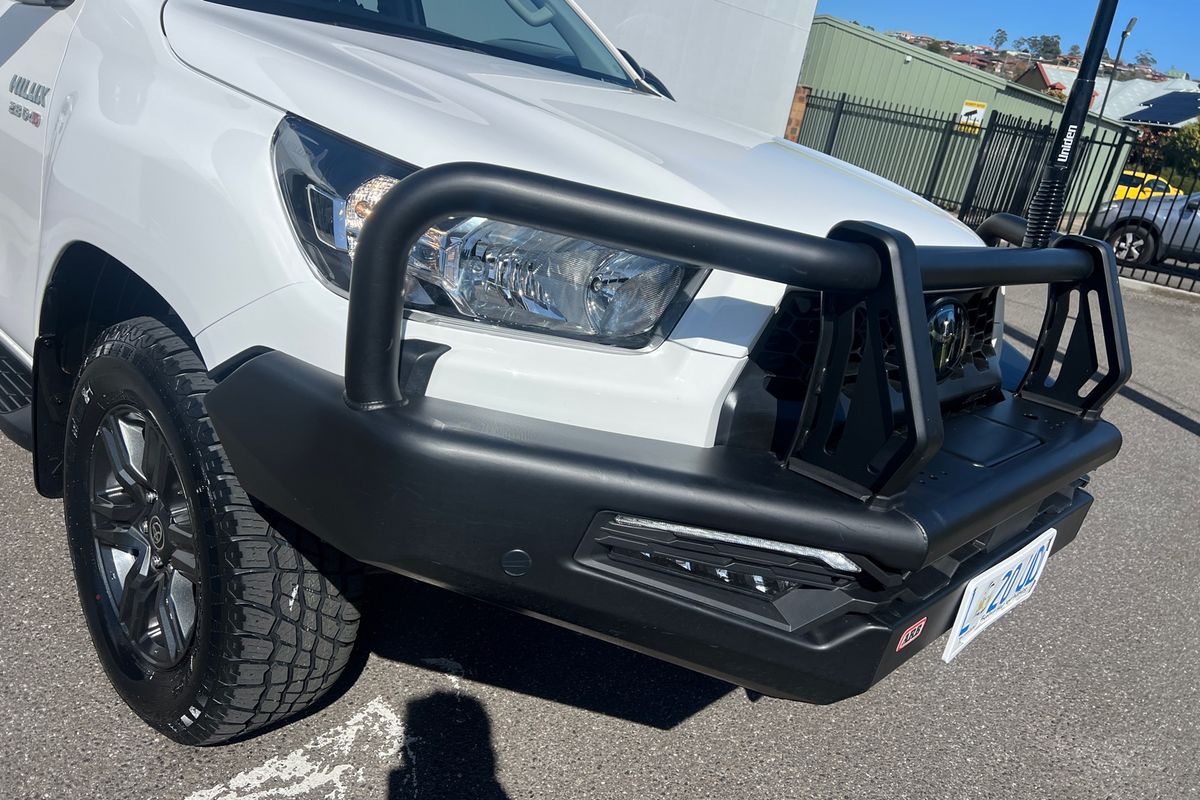 2024 Toyota Hilux SR GUN126R