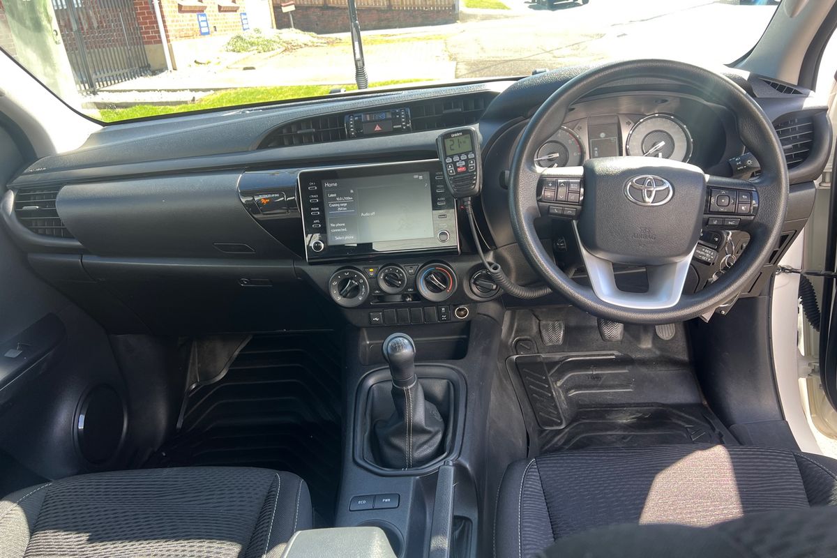 2024 Toyota Hilux SR GUN126R 4X4