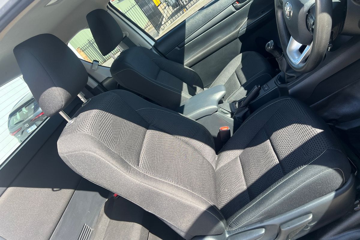 2024 Toyota Hilux SR GUN126R 4X4