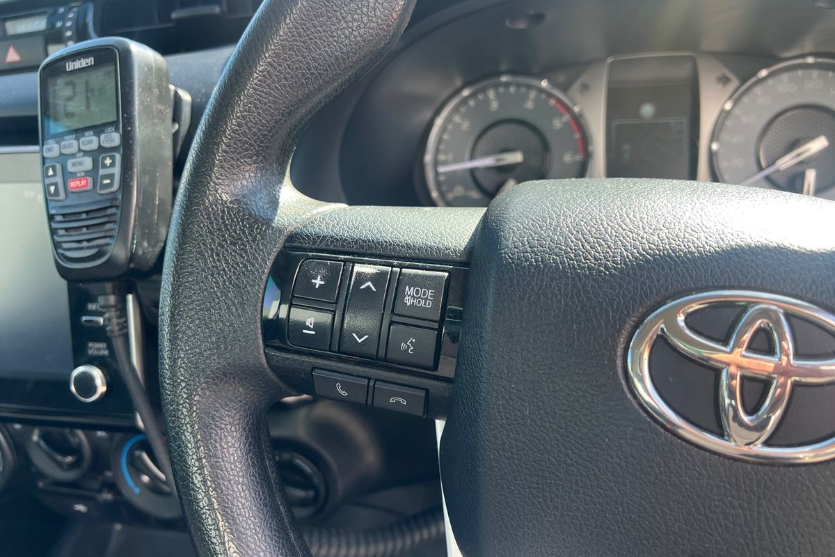 2024 Toyota Hilux SR GUN126R 4X4