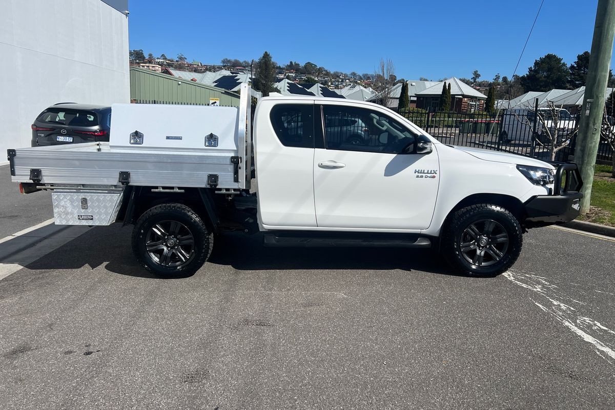 2024 Toyota Hilux SR GUN126R 4X4