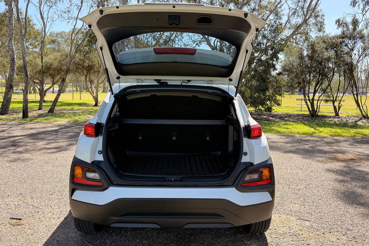 2020 Hyundai Kona Active OS.3
