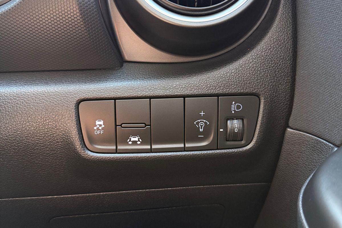 2020 Hyundai Kona Active OS.3
