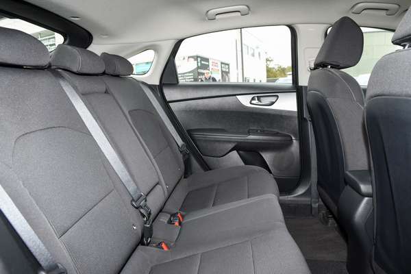 2018 Kia Cerato S BD thumb-7