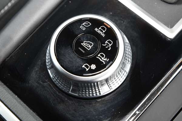 2024 Mitsubishi Outlander LS ZM thumb-14