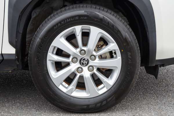2021 Toyota Yaris Cross GX MXPJ10R thumb-3