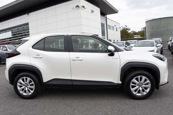 2021 Toyota Yaris Cross GX MXPJ10R thumb-4