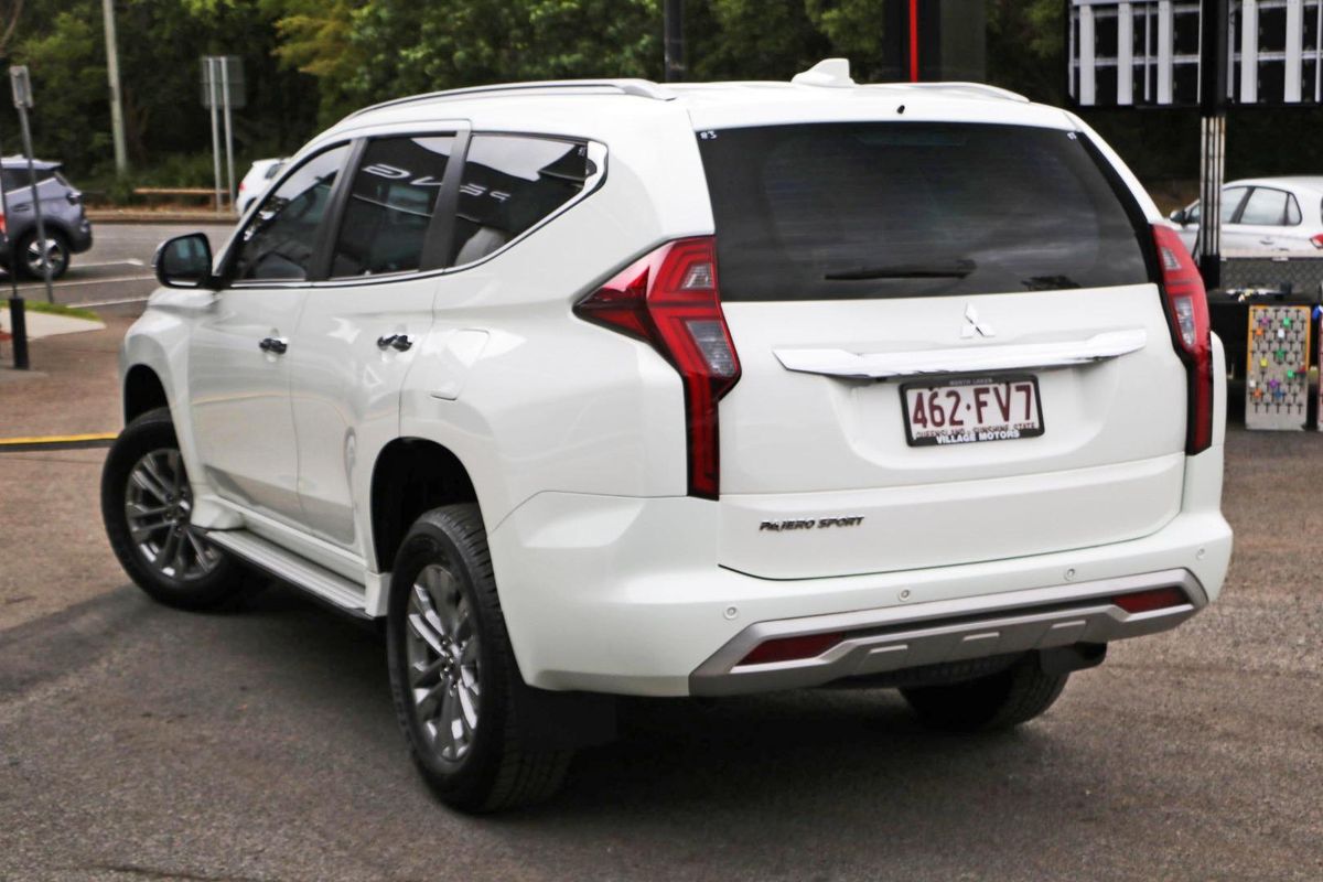 2022 Mitsubishi Pajero Sport GLX QF