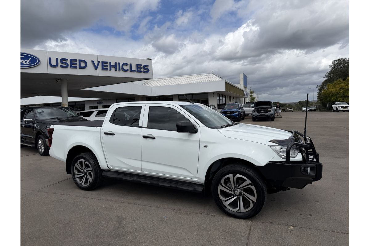 2022 Isuzu D-MAX SX 4X4