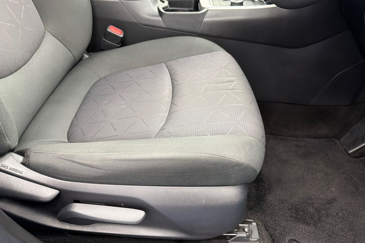 2020 Toyota RAV4 GXL AXAH54R