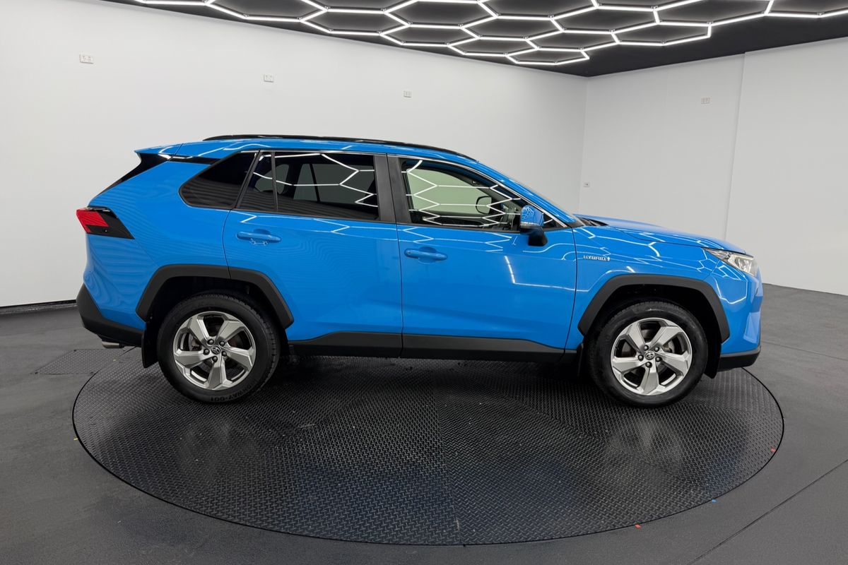 2020 Toyota RAV4 GXL AXAH54R