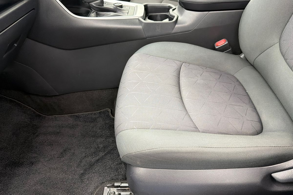 2020 Toyota RAV4 GXL AXAH54R