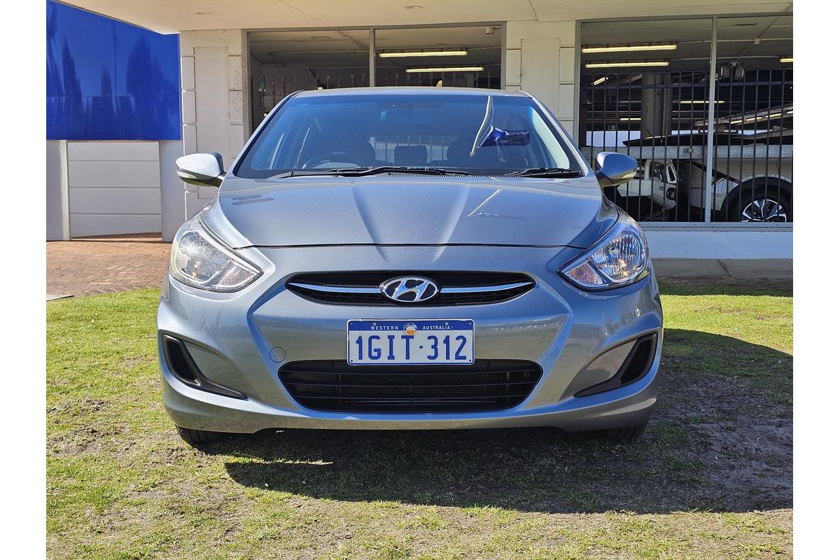 2017 Hyundai Accent Active RB4