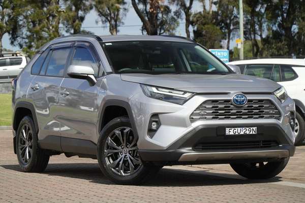 2024 Toyota RAV4 GXL AXAH52R