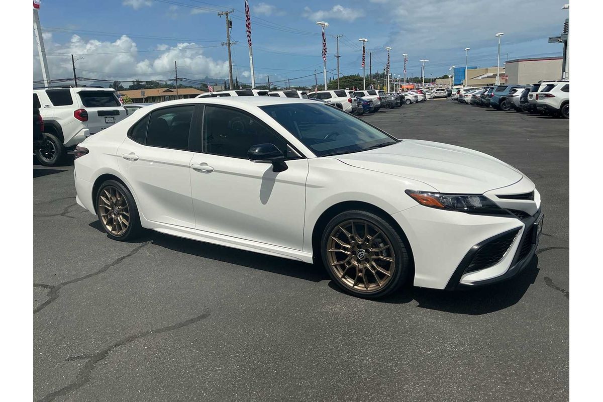 2024 Toyota Camry SE Nightshade