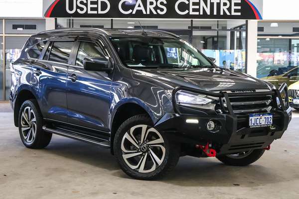 2022 Isuzu MU-X LS-T