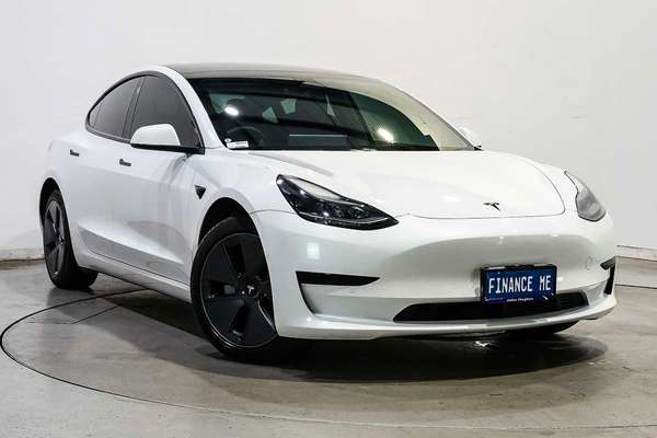 2022 Tesla Model 3 Rear-Wheel Drive