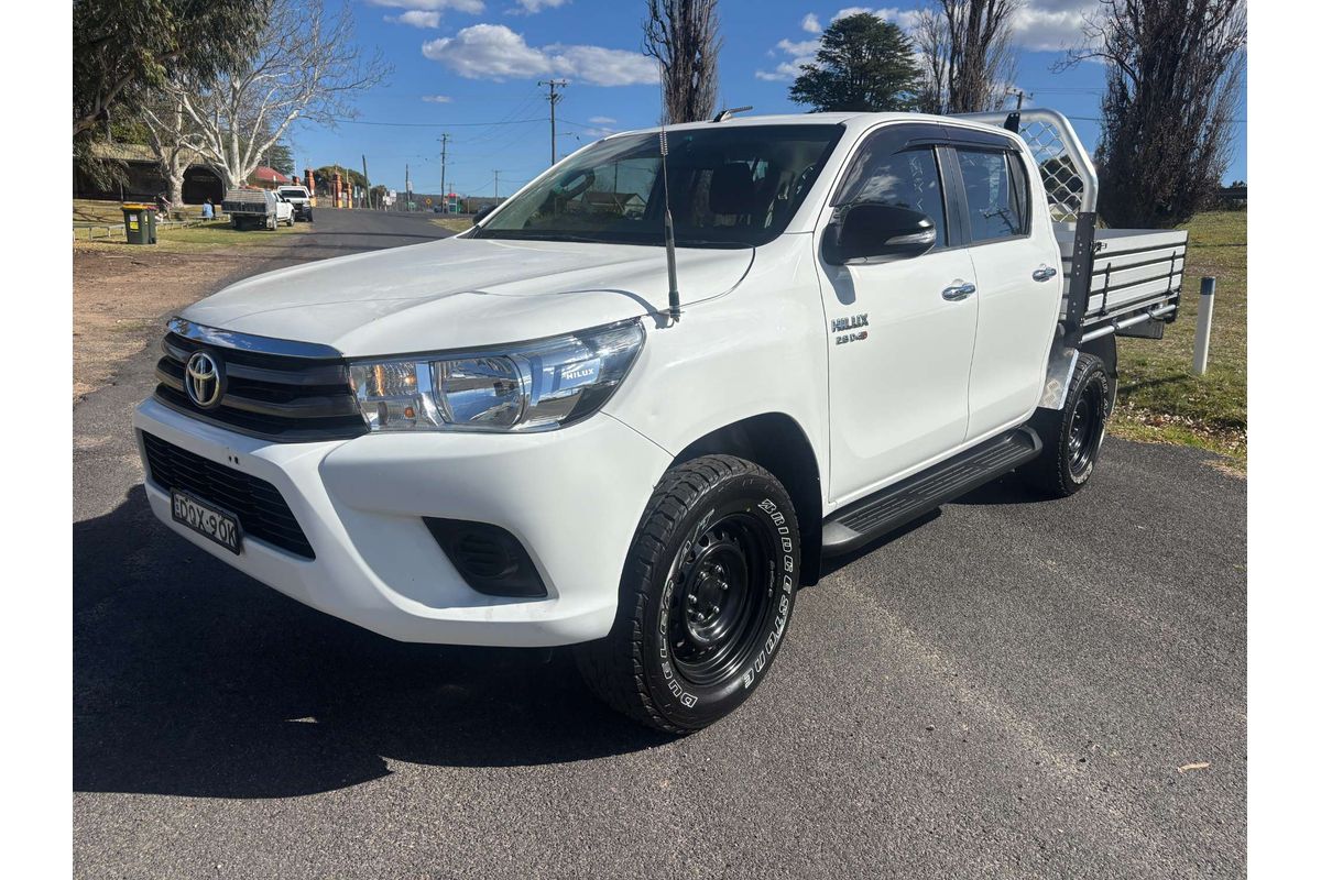 2017 Toyota Hilux SR GUN126R 4X4