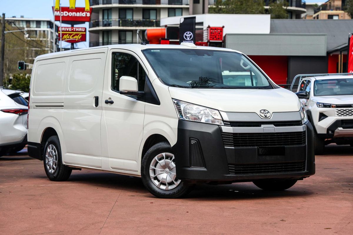 2024 Toyota Hiace GDH300R LWB