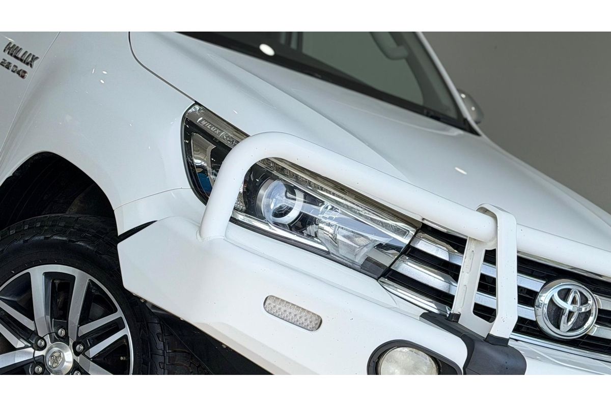 2015 Toyota Hilux SR5 GUN126R 4X4