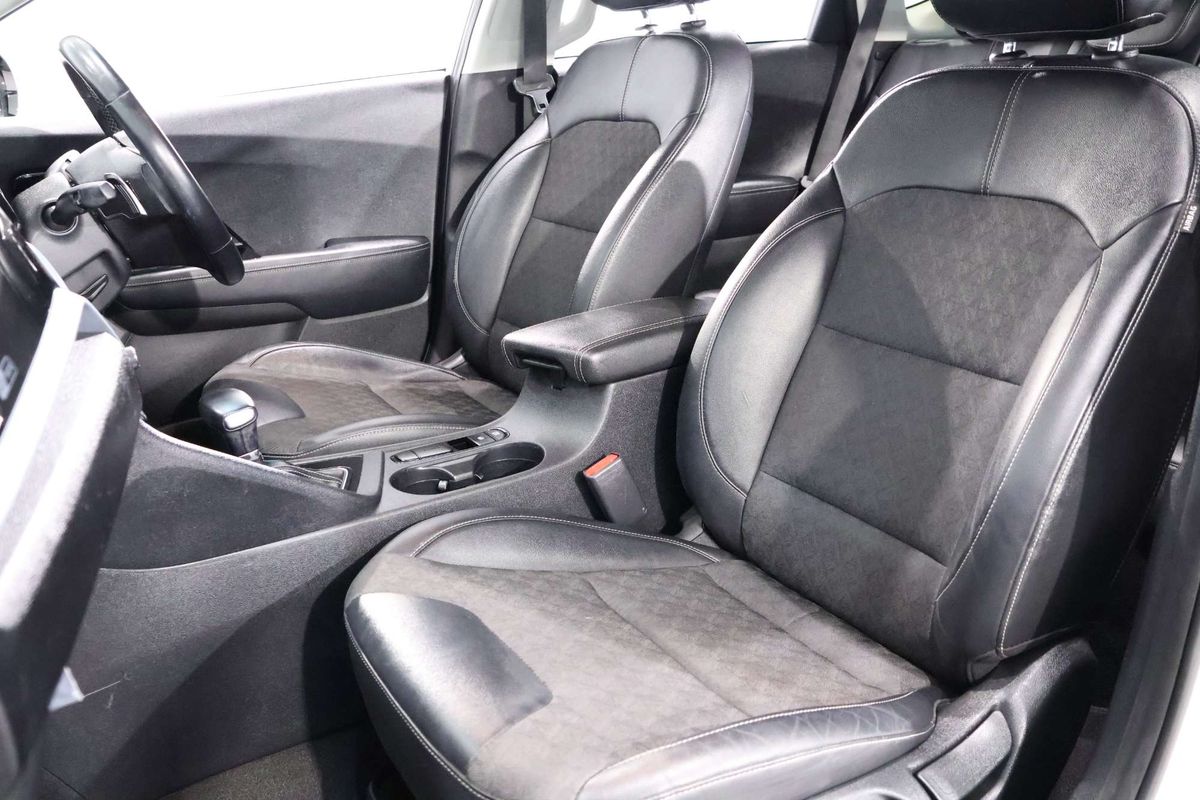 2022 Kia Niro Plus Hybrid S DE PBV