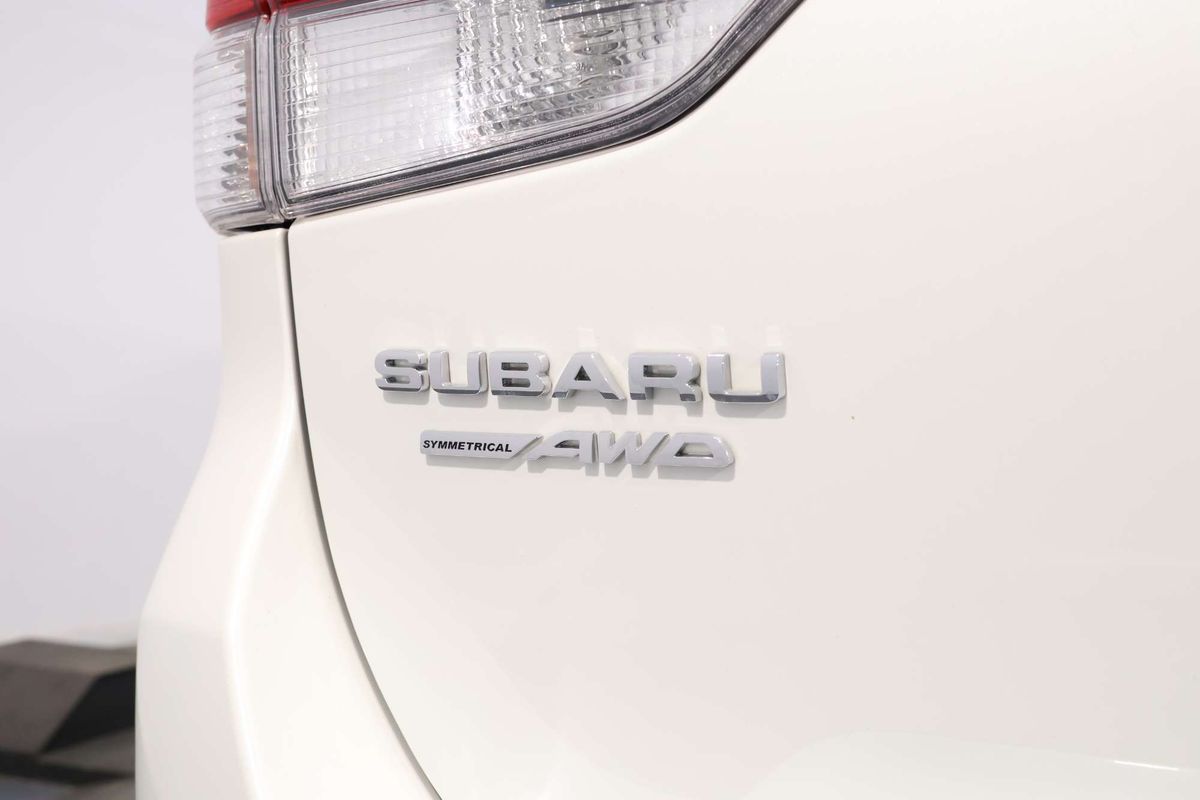 2023 Subaru Forester 2.5i Premium S5