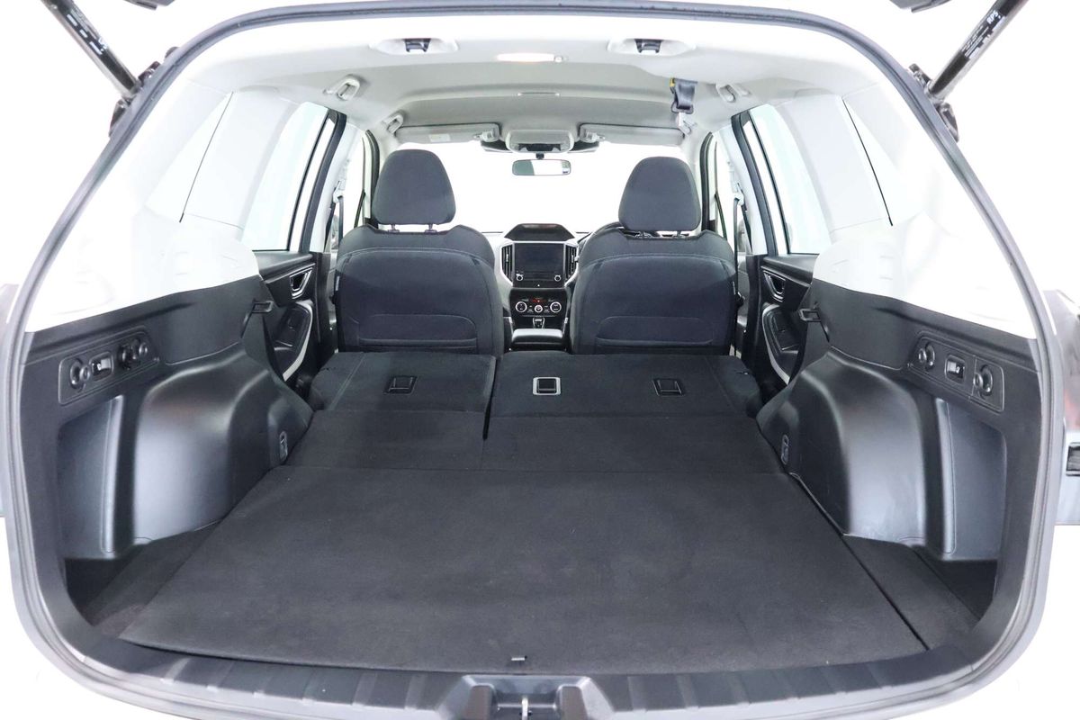 2023 Subaru Forester 2.5i Premium S5