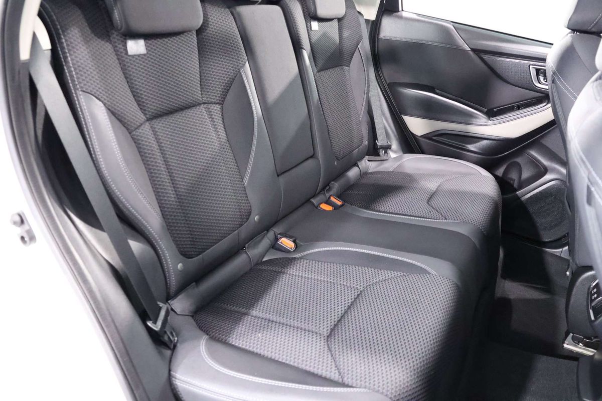 2023 Subaru Forester 2.5i Premium S5