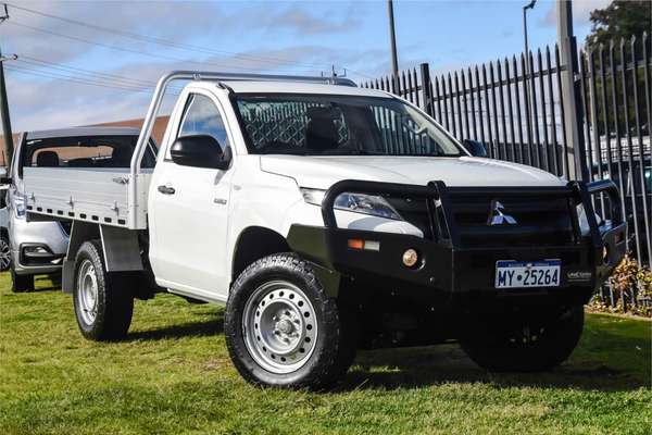 2020 Mitsubishi Triton GLX MR 4X4