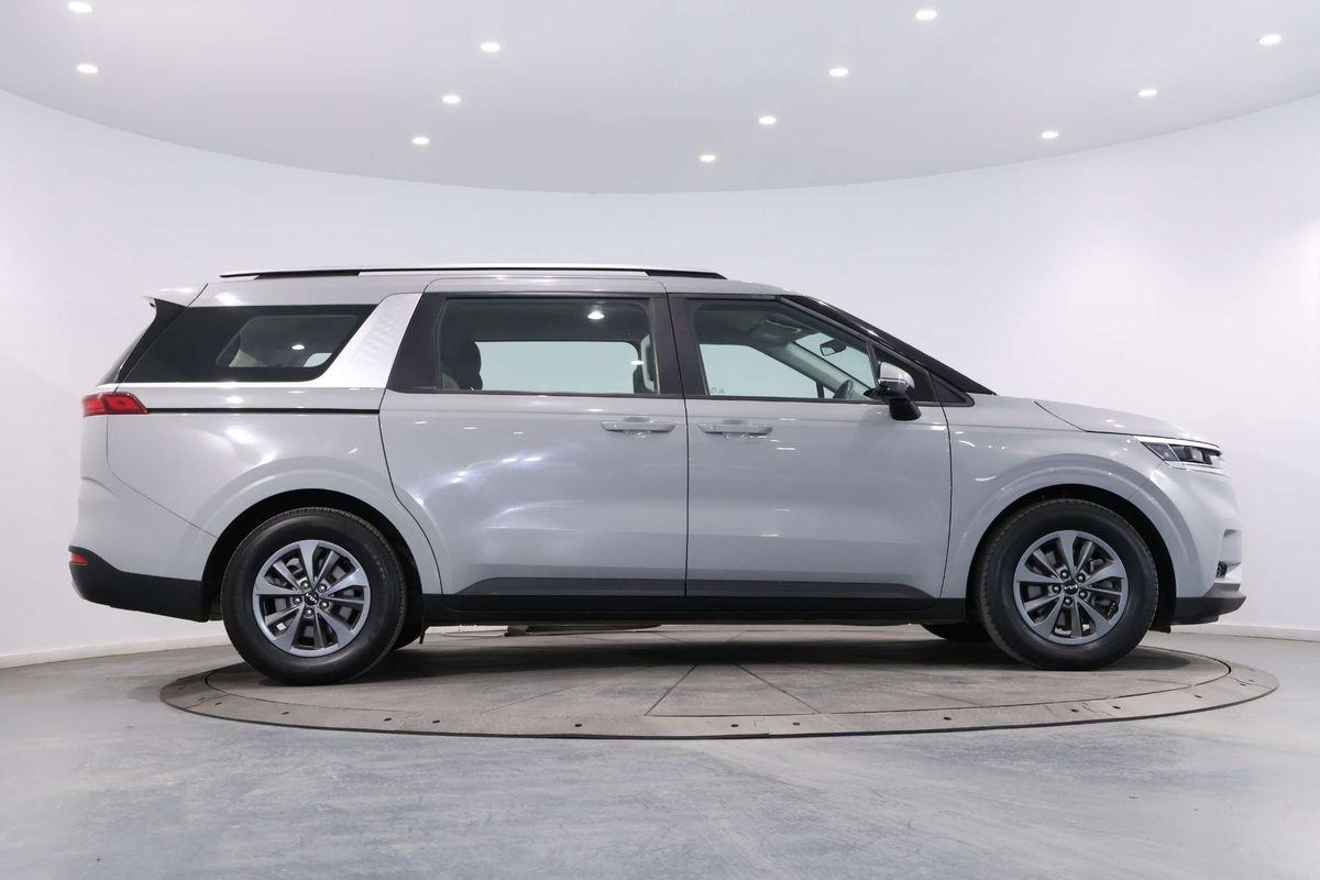 2023 Kia Carnival S KA4
